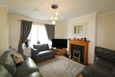 2 bedroom apartment to rent, Harrogate Road, Leeds
