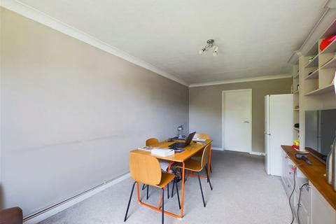 1 bedroom flat for sale, Wadhurst Court, Downview Road, Worthing, BN11