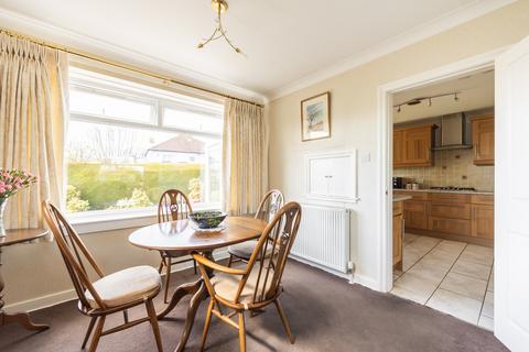 12 Cammo Hill, Edinburgh, EH4 8EY