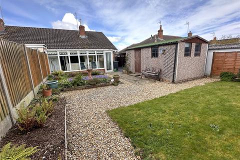 2 bedroom bungalow for sale, Laynes Road, Hucclecote, GL3