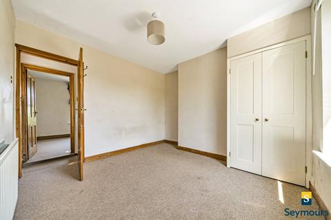 81 Rydes Hill Road, Guildford, GU2 9TY