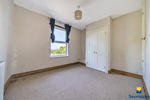 81 Rydes Hill Road, Guildford, GU2 9TY