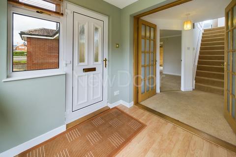 3 bedroom semi-detached house for sale, Cairns Road, Bishopton, PA7