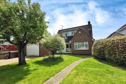 3 bedroom detached house for sale, Writtle Road, Chelmsford, CM1