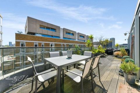 2 bedroom penthouse for sale, The Penthouse, Meridian Court, SE16