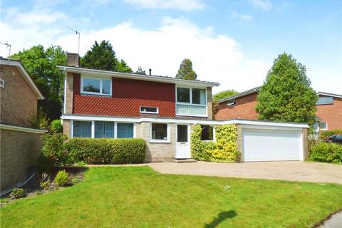 4 bedroom detached house for sale, St. Pauls Road, Sarisbury Green, Southampton