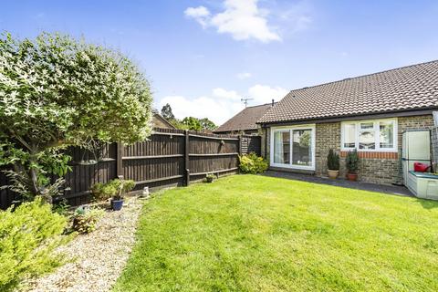 2 bedroom bungalow for sale, Darfield Road, Guildford GU4