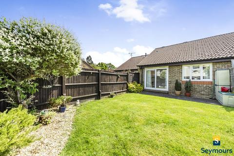 2 bedroom bungalow for sale, Darfield Road, Guildford GU4