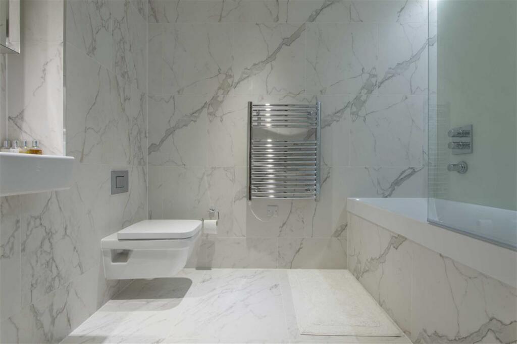 (Main)