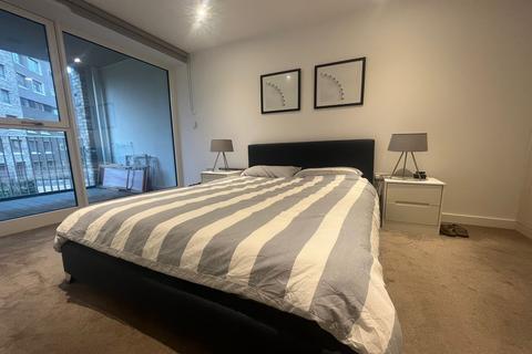 1 bedroom flat for sale, Tarling House, London SE17