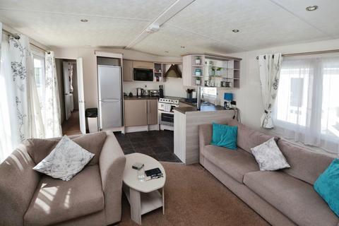 2 bedroom lodge for sale, 4 the dunes Beach Road, Clacton-on-Sea CO16