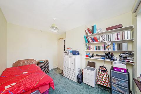 2 bedroom flat for sale, Titchfield Road, EN3
