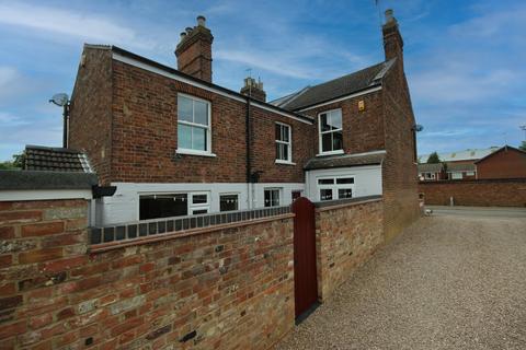 3 bedroom terraced house for sale, Extons Road, King's Lynn, PE30