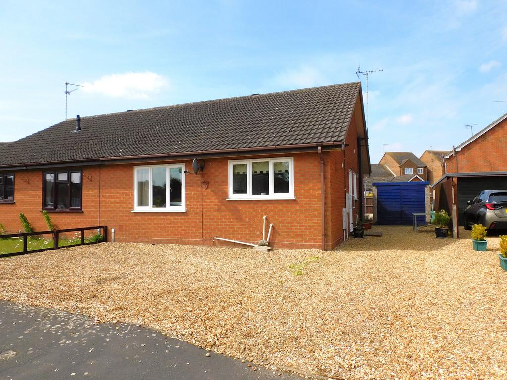 Holbeach PE12 2 bed semidetached bungalow for sale £199,995