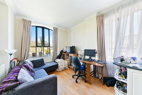 1 bedroom flat to rent, Slipway House, Burrells Wharf, London, E14