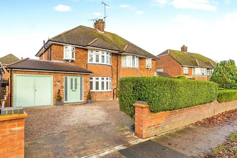 48 First Avenue, Dunstable, LU6 3AL