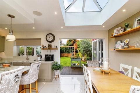 48 First Avenue, Dunstable, LU6 3AL