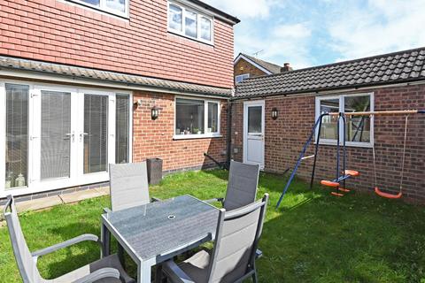 4 bedroom semi-detached house to rent, Cherry Wood Crescent, Fulford, York, YO19