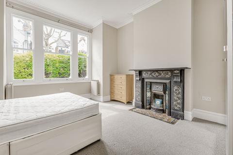 2 bedroom flat to rent, Niton Street, Fulham, London