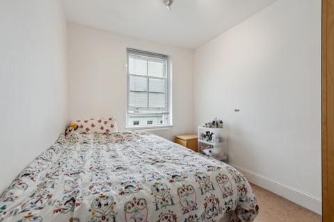 2 bedroom flat to rent, Alexa Court, 73 Lexham Gardens, London