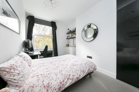 2 bedroom flat to rent, Onslow Road, Richmond