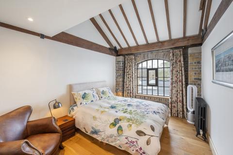 3 bedroom flat for sale, 80 Wapping High Street, London
