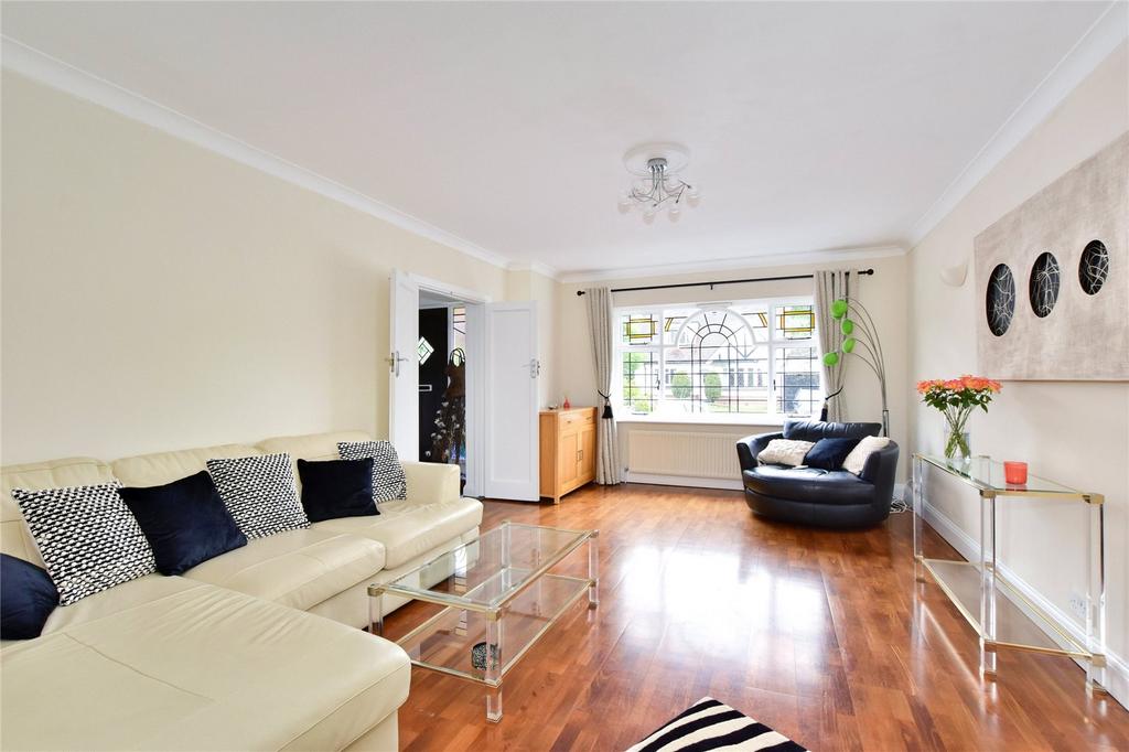 Parkside Drive, Watford... 5 bed semidetached house £1,250,000