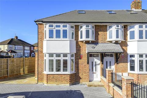 4 bedroom end of terrace house for sale, Windsor Avenue, Uxbridge, Middlesex