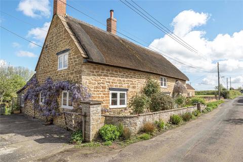 South Petherton - 3 bedroom detached house for sale