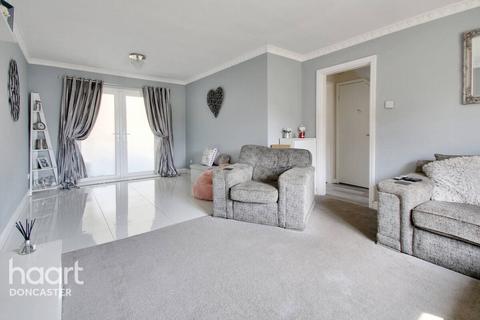 37 Allendale Gardens, Doncaster, DN5 8BL