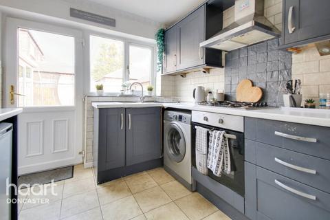 37 Allendale Gardens, Doncaster, DN5 8BL