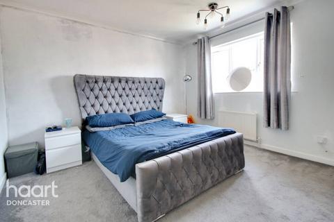 37 Allendale Gardens, Doncaster, DN5 8BL