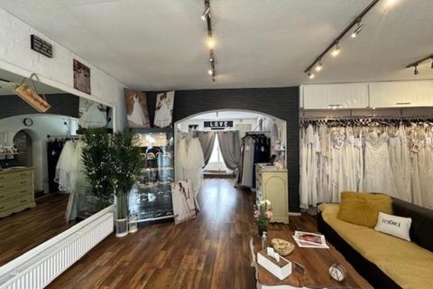 Retail property (high street) for sale, Leasehold Bridal Shop Located In Warwickshire