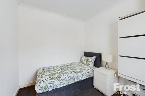 11 Dorchester Drive, Feltham, TW14 8HP