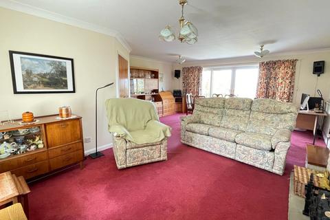 3 Delph Edge, Green Moor, Sheffield, S35 7DW