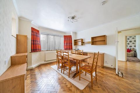 77 Coulsdon Road, Coulsdon, CR5 2LD