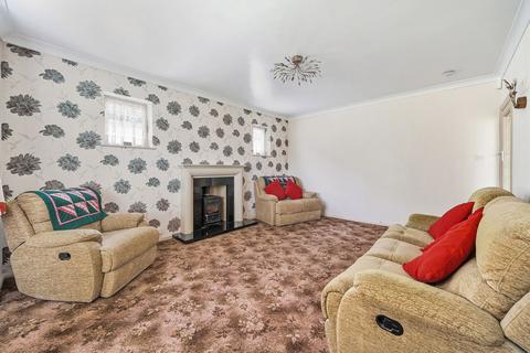 77 Coulsdon Road, Coulsdon, CR5 2LD