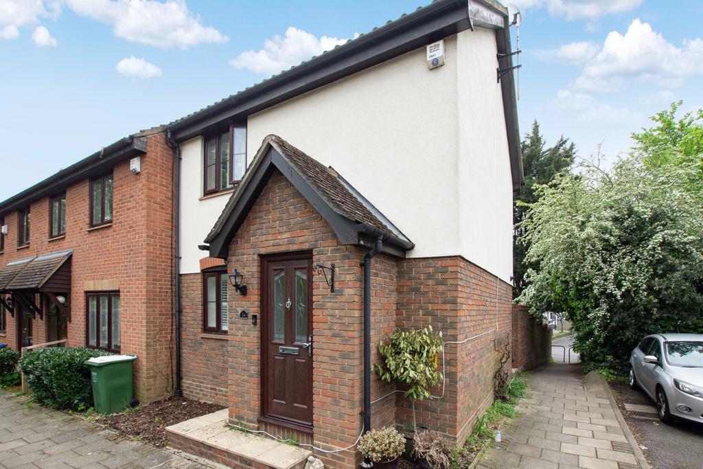Larch Grove, Sidcup, DA15 2 bed end of terrace house for sale £400,000