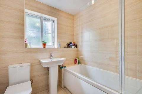 14 Larch Grove, Sidcup, DA15 8WJ