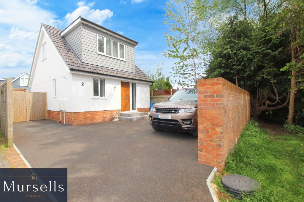 School Lane, Poole BH15 2 bed detached house for sale £375,000