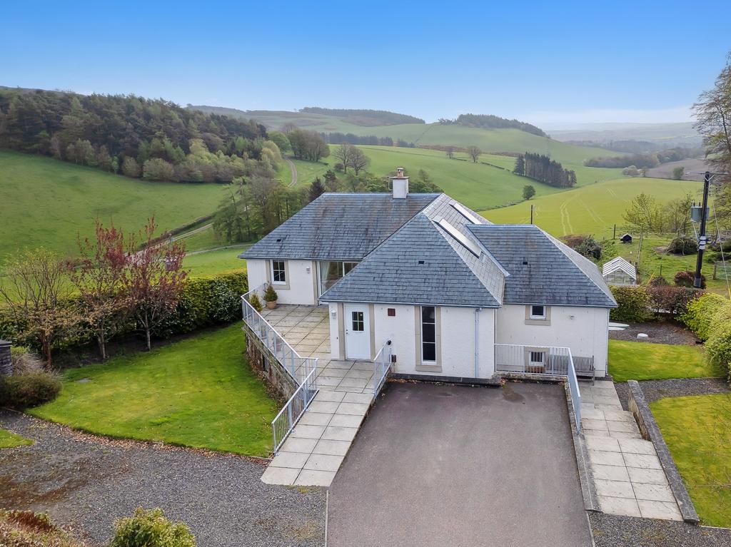 Glentarkie, Strathmiglo, Cupar, KY14 7RU 4 bed detached house for sale