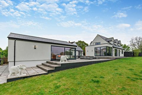 4 bedroom detached house for sale, Bassetts Lane, Willingale, Ongar, Essex