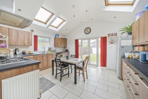 3 bedroom semi-detached house to rent, Kidlington,  Oxfordshire,  OX5