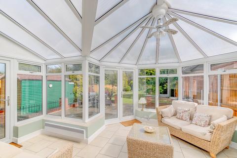 338 Birchfield Road, Redditch, B97 4NG