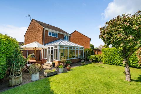 3 bedroom detached house for sale, Russet Close, Bredon, Tewkesbury, Worcestershire, GL20