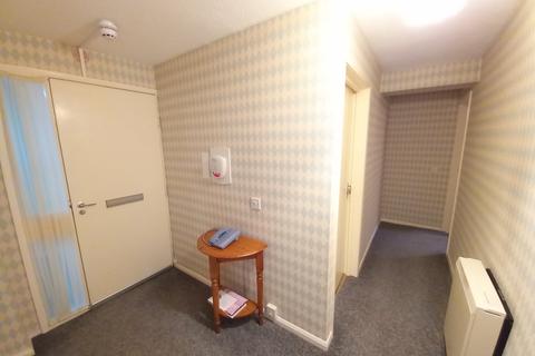 2 bedroom apartment for sale, Holyhead Road, Bangor LL57