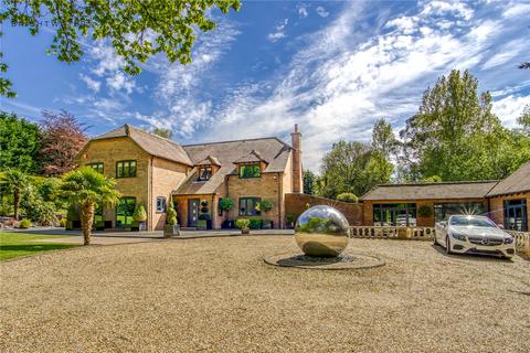 5 bedroom detached house for sale, Woodpeckers, Hangersley Hill, Ringwood, Hampshire, BH24