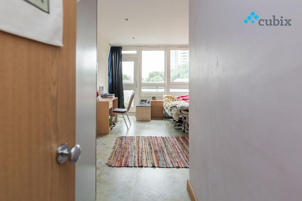 Wollaston Close, London SE1 3 bed flat to rent £2,999 pcm (£692 pw)