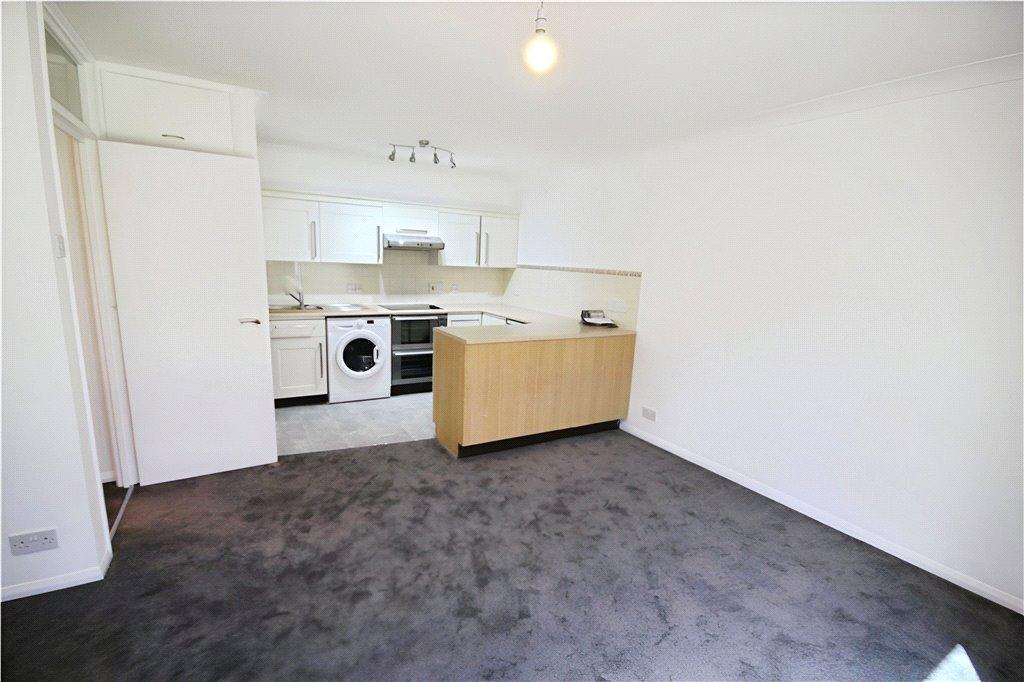 Reception/Kitchen