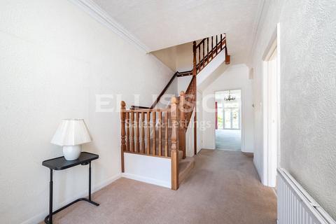 5 bedroom semi-detached house for sale, Sylvan Avenue, Mill Hill, London, NW7